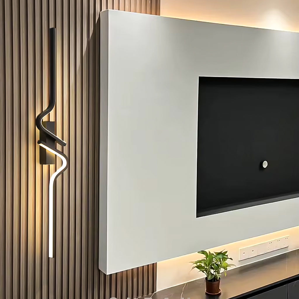 SOLENNE™ Sculptural Wall Light