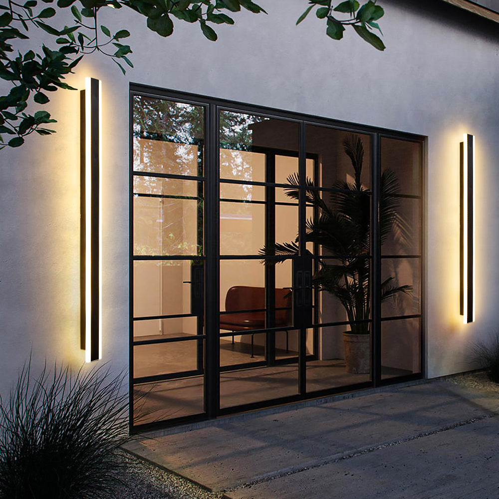 LUXE ARC™ ELEGANT LED WALL LIGHT