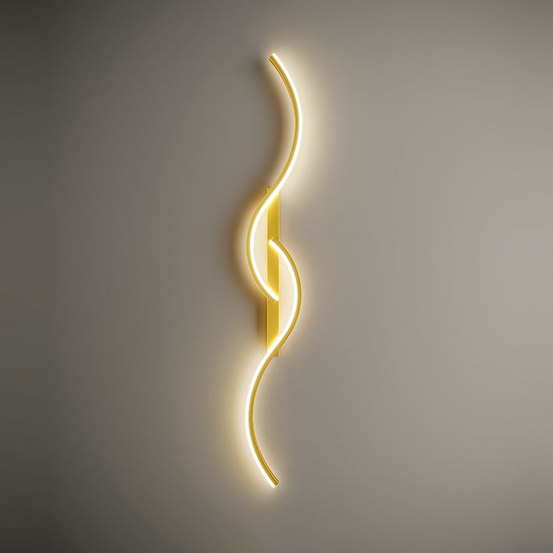 Vogue Golden Wavy Wall Sconce