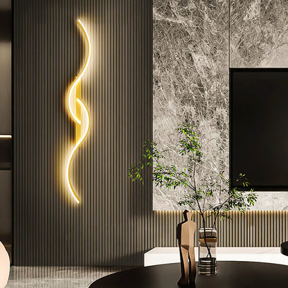 AURORA Golden Wavy Wall Light